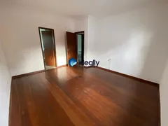 Casa com 4 Quartos para alugar, 360m² no Santa Amélia, Belo Horizonte - Foto 14