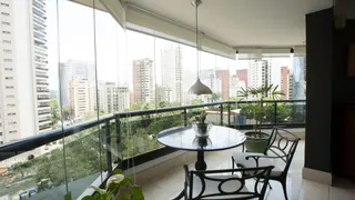 Apartamento com 3 Quartos à venda, 220m² no Itaim Bibi, São Paulo - Foto 2