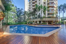 Apartamento com 3 Quartos para alugar, 250m² no Vila Suzana, São Paulo - Foto 49