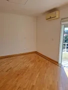 Casa com 4 Quartos para venda ou aluguel, 300m² no Granja Viana, Cotia - Foto 17