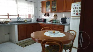 Casa com 3 Quartos à venda, 248m² no Jardim Leocadia, Sorocaba - Foto 12