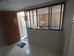 Casa com 1 Quarto para alugar, 40m² no Sagrada Família, Belo Horizonte - Foto 3
