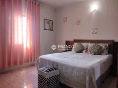 Casa com 3 Quartos à venda, 381m² no Alto São Pedro, Taubaté - Foto 15