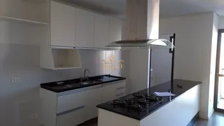 Apartamento com 3 Quartos para alugar, 110m² no Santo Inácio, Curitiba - Foto 8