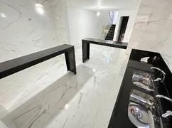 Casa com 3 Quartos à venda, 180m² no Santa Amélia, Belo Horizonte - Foto 9