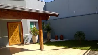 Casa com 5 Quartos à venda, 270m² no Vila Biagioni Vila Xavier, Araraquara - Foto 4