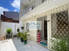 Casa com 7 Quartos à venda, 252m² no Matatu, Salvador - Foto 2