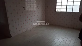 Casa com 3 Quartos à venda, 109m² no Martins, Uberlândia - Foto 7