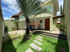 Casa com 4 Quartos à venda, 270m² no Cabral, Contagem - Foto 1