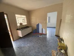 Casa com 1 Quarto para alugar, 40m² no Vila Assis Brasil, Mauá - Foto 1