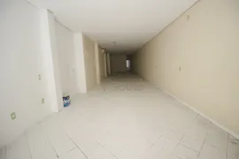 Casa Comercial para alugar, 315m² no Centro, Pelotas - Foto 2