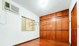 Casa com 4 Quartos para alugar, 255m² no Quebec, Londrina - Foto 9