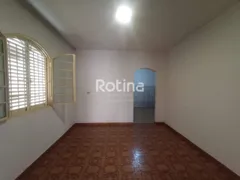 Casa com 3 Quartos para alugar, 115m² no Brasil, Uberlândia - Foto 4