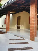 Casa com 3 Quartos à venda, 264m² no Santa Mônica, Uberlândia - Foto 21