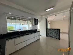 Casa de Condomínio com 3 Quartos à venda, 275m² no Loteamento Portal do Sol I, Goiânia - Foto 14