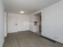 Apartamento com 2 Quartos à venda, 67m² no Jardim do Salso, Porto Alegre - Foto 4