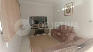 Casa com 3 Quartos à venda, 100m² no Cidade Jardim, Uberlândia - Foto 1