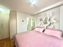 Apartamento com 2 Quartos à venda, 74m² no Novo Mundo, Curitiba - Foto 23