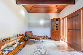 Casa de Condomínio com 4 Quartos à venda, 390m² no Carlos Guinle, Teresópolis - Foto 9