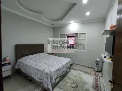 Casa com 4 Quartos à venda, 191m² no Vila São José, Taubaté - Foto 12