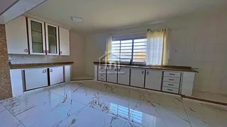 Casa com 4 Quartos à venda, 255m² no Vila Brasil, Santa Bárbara D'Oeste - Foto 3