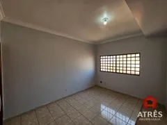 Sobrado com 5 Quartos para alugar, 220m² no Santa Genoveva, Goiânia - Foto 42
