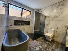 Casa de Condomínio com 5 Quartos para alugar, 1080m² no Vila  Alpina, Nova Lima - Foto 20