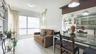 Apartamento com 2 Quartos à venda, 61m² no Azenha, Porto Alegre - Foto 2