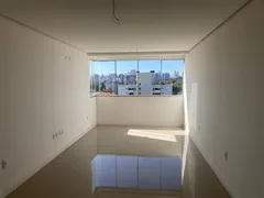 Apartamento com 2 Quartos à venda, 71m² no Jardim Botânico, Porto Alegre - Foto 2