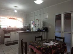 Casa com 3 Quartos à venda, 130m² no Jardim Roberto Selmi Dei, Araraquara - Foto 8