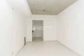 Apartamento com 1 Quarto para alugar, 44m² no Azenha, Porto Alegre - Foto 8