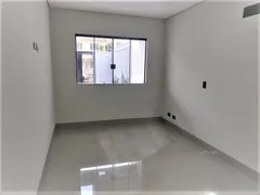 Casa com 3 Quartos à venda, 124m² no Zona 08, Maringá - Foto 8