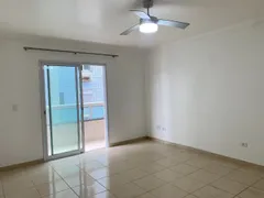 Apartamento com 3 Quartos para alugar, 120m² no Vilamar, Praia Grande - Foto 2