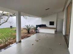 Casa com 3 Quartos à venda, 200m² no Jardim Karaíba, Uberlândia - Foto 1