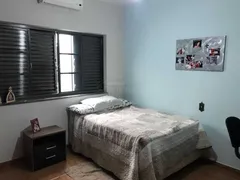 Casa com 3 Quartos à venda, 236m² no São Geraldo, Araraquara - Foto 11