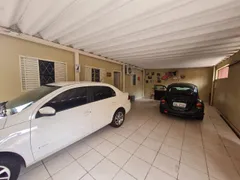 Casa com 3 Quartos à venda, 160m² no Vila Redenção, Goiânia - Foto 2