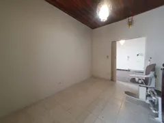 Casa Comercial com 3 Quartos para alugar, 212m² no Centro, Sorocaba - Foto 2