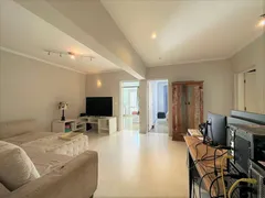 Casa de Condomínio com 3 Quartos à venda, 308m² no Granja Viana, Cotia - Foto 17