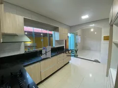 Casa de Condomínio com 3 Quartos para alugar, 220m² no Setor Habitacional Arniqueira, Brasília - Foto 3