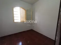 Casa com 3 Quartos para alugar, 115m² no Brasil, Uberlândia - Foto 10