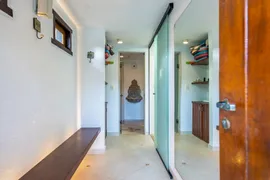 Casa de Condomínio com 4 Quartos à venda, 247m² no Itaipava, Petrópolis - Foto 29