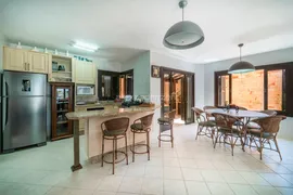 Casa com 2 Quartos para alugar, 120m² no Bombas, Bombinhas - Foto 10