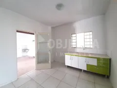 Casa com 2 Quartos para alugar, 90m² no Patrimônio, Uberlândia - Foto 6