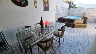 Casa de Condomínio com 3 Quartos à venda, 202m² no Vargem Grande, Rio de Janeiro - Foto 5