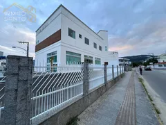 Casa com 4 Quartos à venda, 478m² no Fundos, Biguaçu - Foto 3