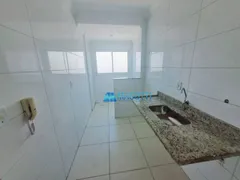 Apartamento com 2 Quartos para alugar, 66m² no Vila Tupi, Praia Grande - Foto 4