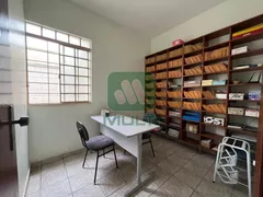 Casa com 1 Quarto para alugar, 133m² no Luizote de Freitas, Uberlândia - Foto 10