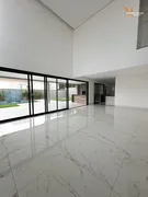 Casa de Condomínio com 4 Quartos à venda, 382m² no Alphaville Araguaia, Goiânia - Foto 3