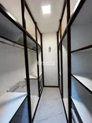 Casa com 3 Quartos à venda, 250m² no Brasil, Uberlândia - Foto 12