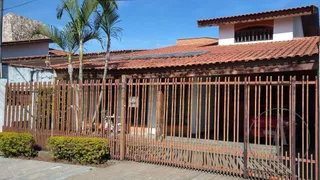 Casa com 3 Quartos à venda, 248m² no Jardim Leocadia, Sorocaba - Foto 1